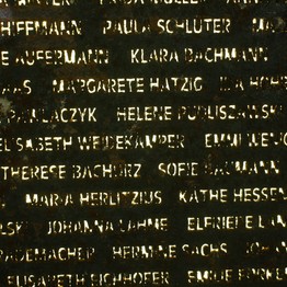 Detail des Mahnmals in der Treisekapelle, Foto: LWL/Emil Schoppmann